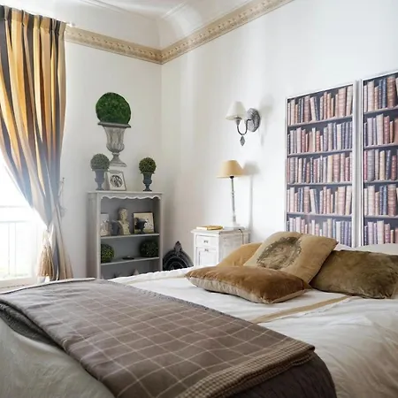 Superb Spacious And Authentic Appartamento
